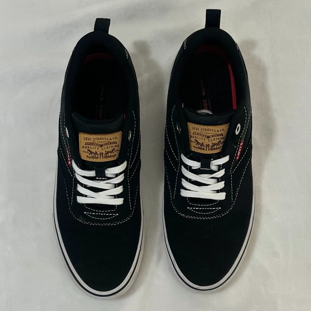 Levis Shoes Men's Size 9 Black & White Sneakers